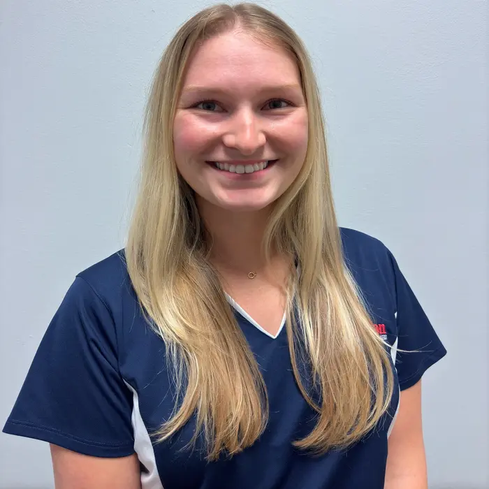 Dr. Sarah Suggs — Fusion Rehab and Wellness Fredericksburg physical therapy and dry needling specialist team provider headshot